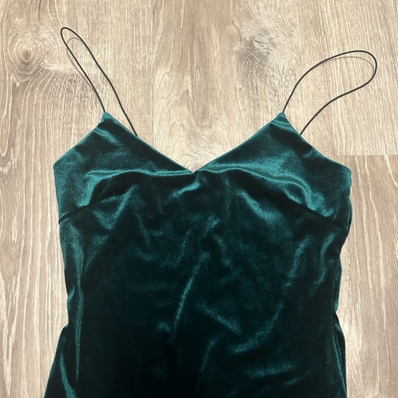 Windsor Emerald Green Dress - Picture 2 of 5